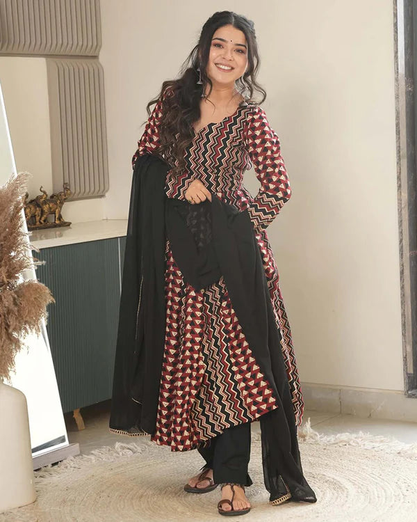 Womenline Black Color Laheriya Triangle Printed Pure Cotton Anarkali Suit