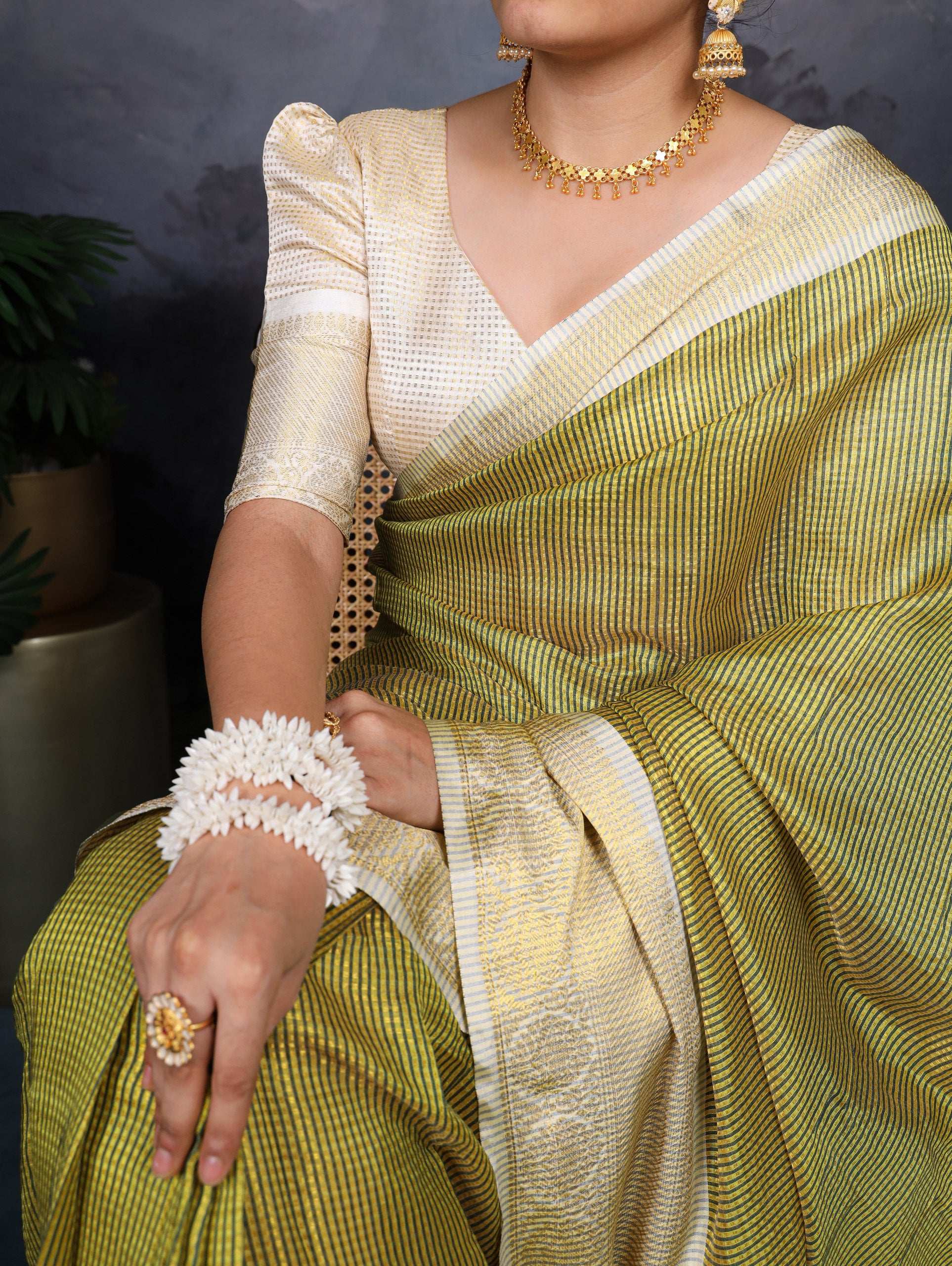 WomenLine Saree That Celebrates Feminine Grace Boldly