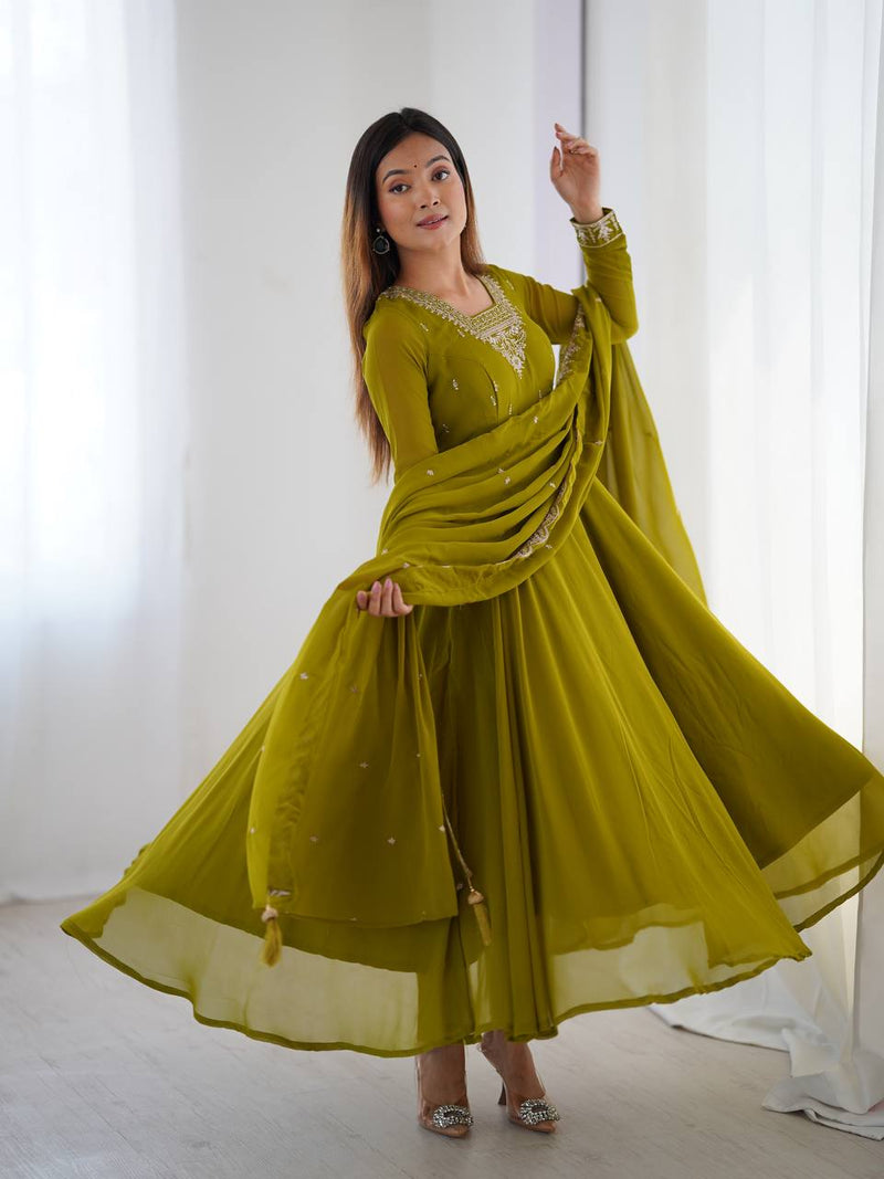 WomenLine Green Color Full Flair Anarkali Suit