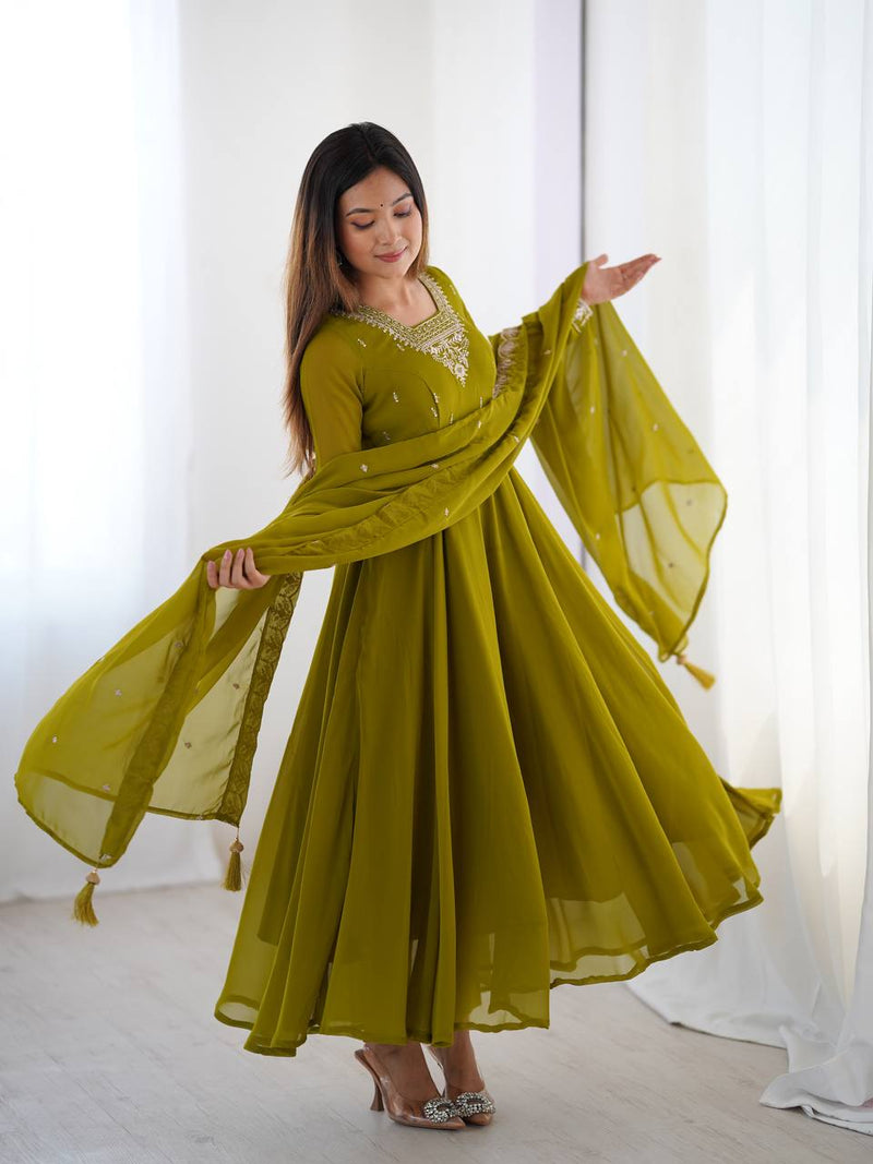 WomenLine Green Color Full Flair Anarkali Suit