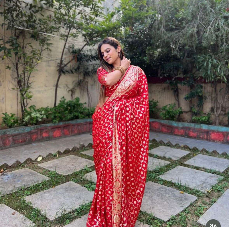 Womenline Jacquard Butti Saree