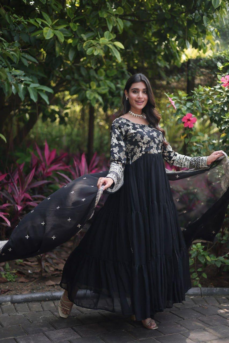 Womenline Black Color Jacquard Design Gown