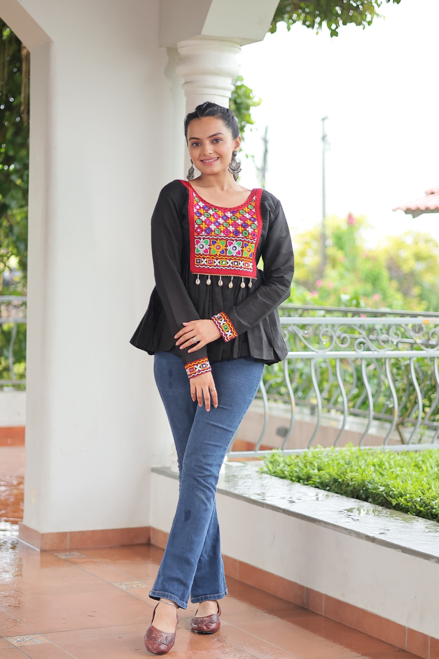 Womenline Black Color Roman Gamthi Work Tunic