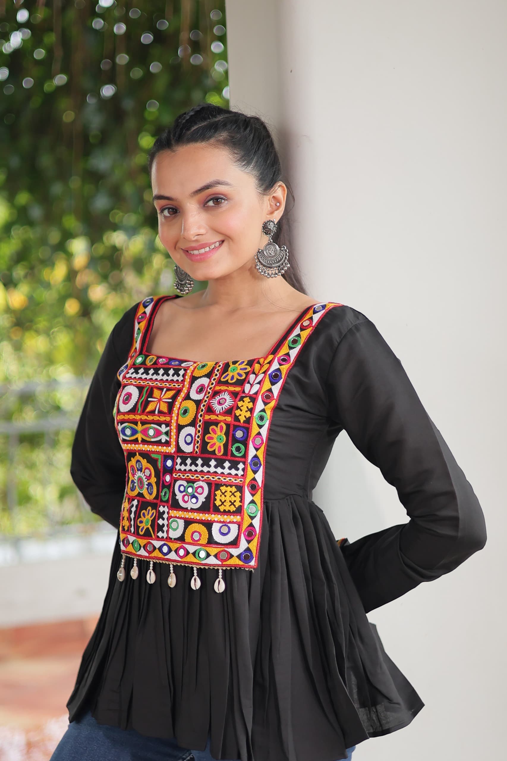 Womenline Black Color Roman Gamthi Work Tunic