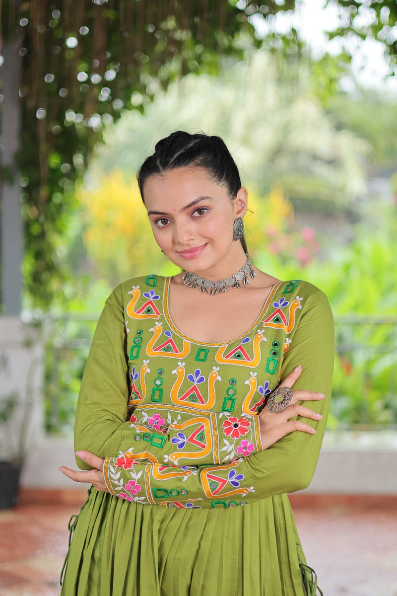 Womenline Green Color Reyon Navratri kurti