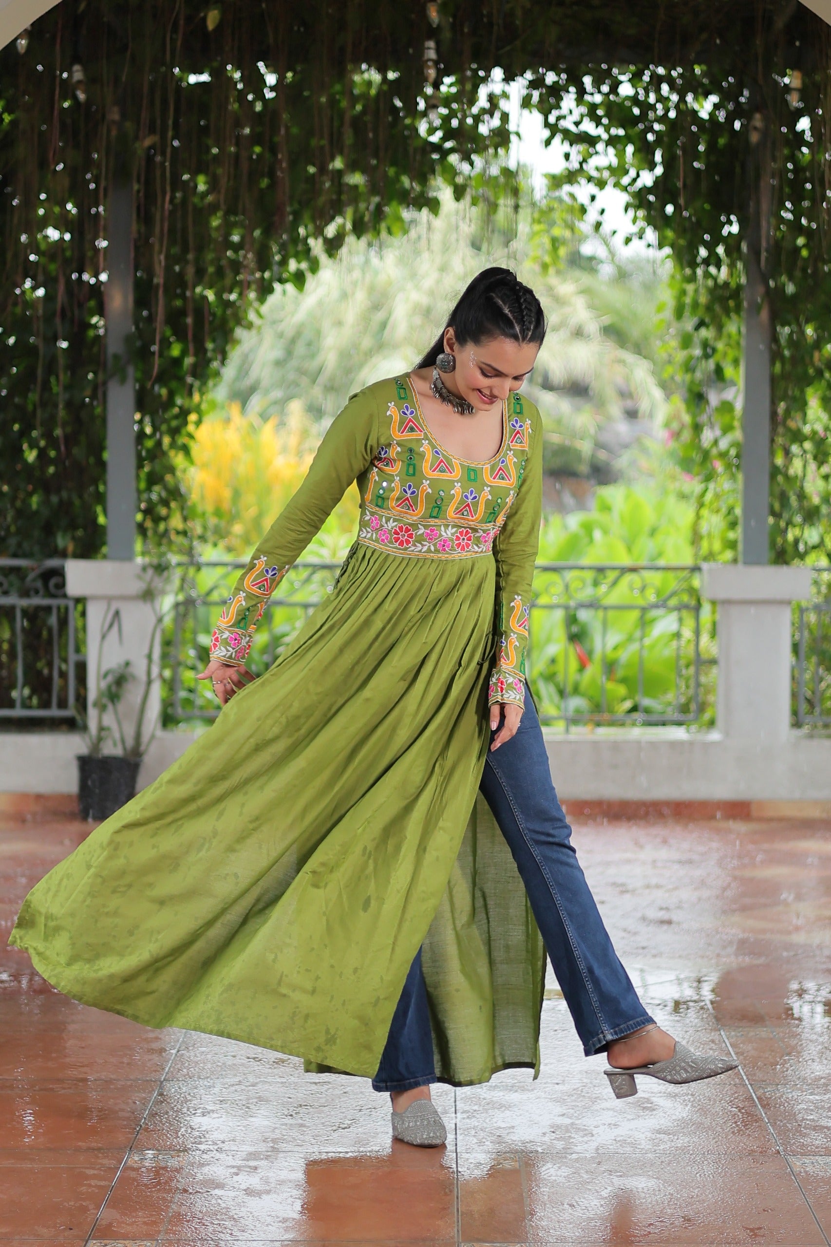 Womenline Green Color Reyon Navratri kurti