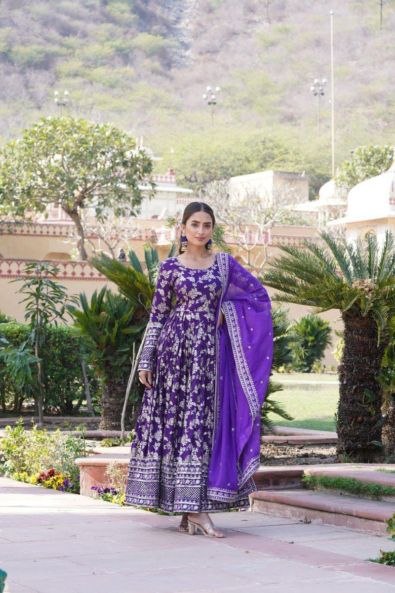 Womwnline The Royal Drape Gown