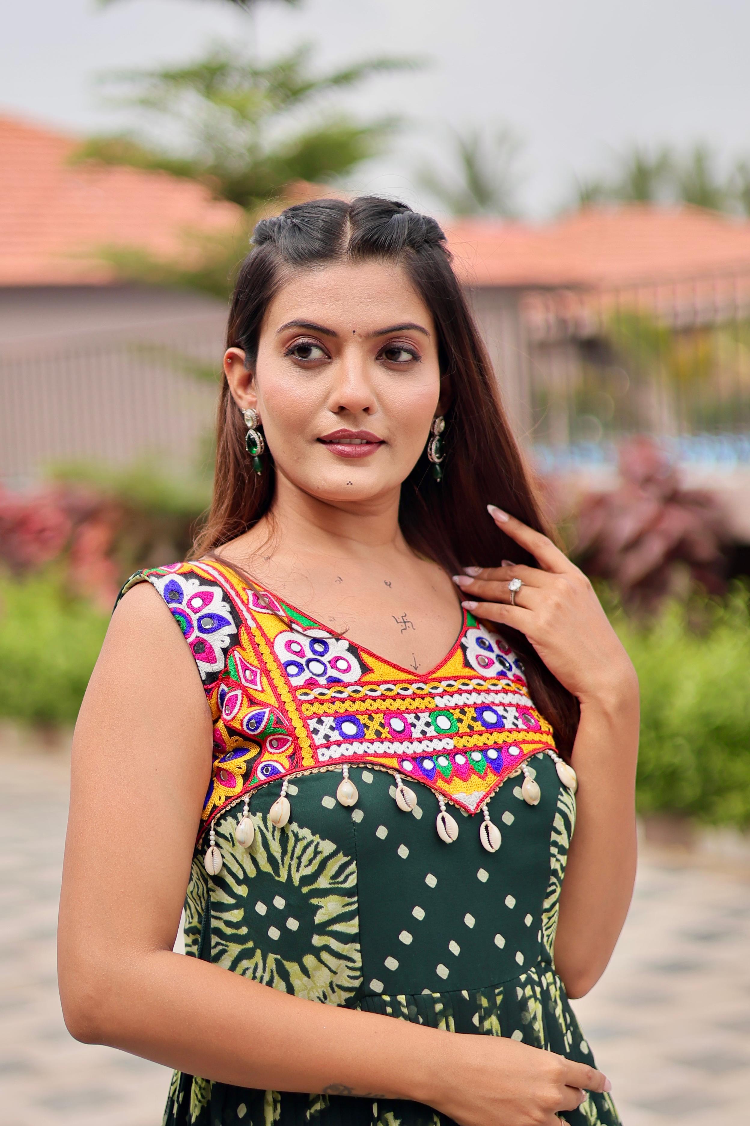 Womenline Green Color Georgette Gamthi Work Navratri Gown