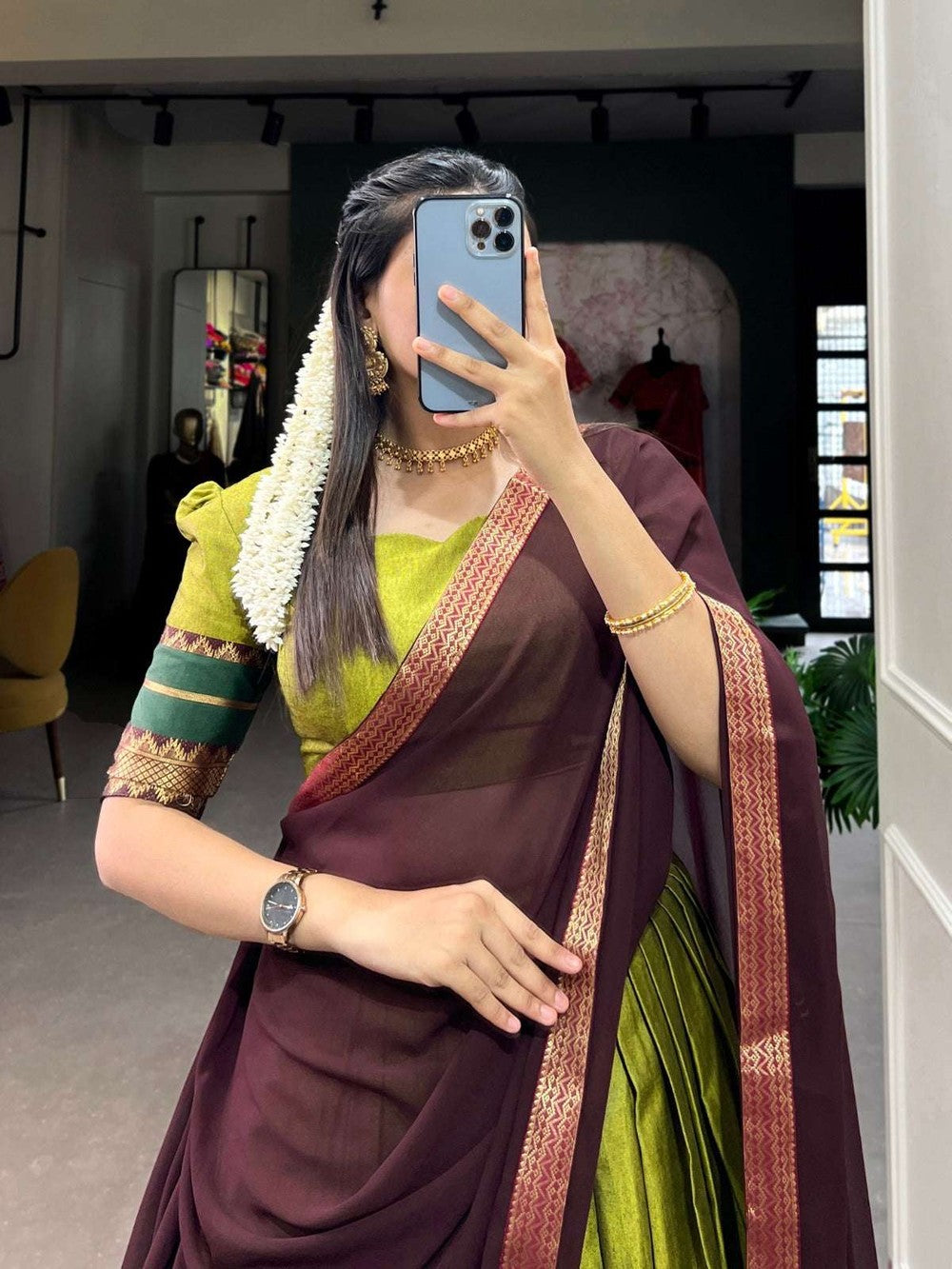 WomenLine Tradition with Our South Style