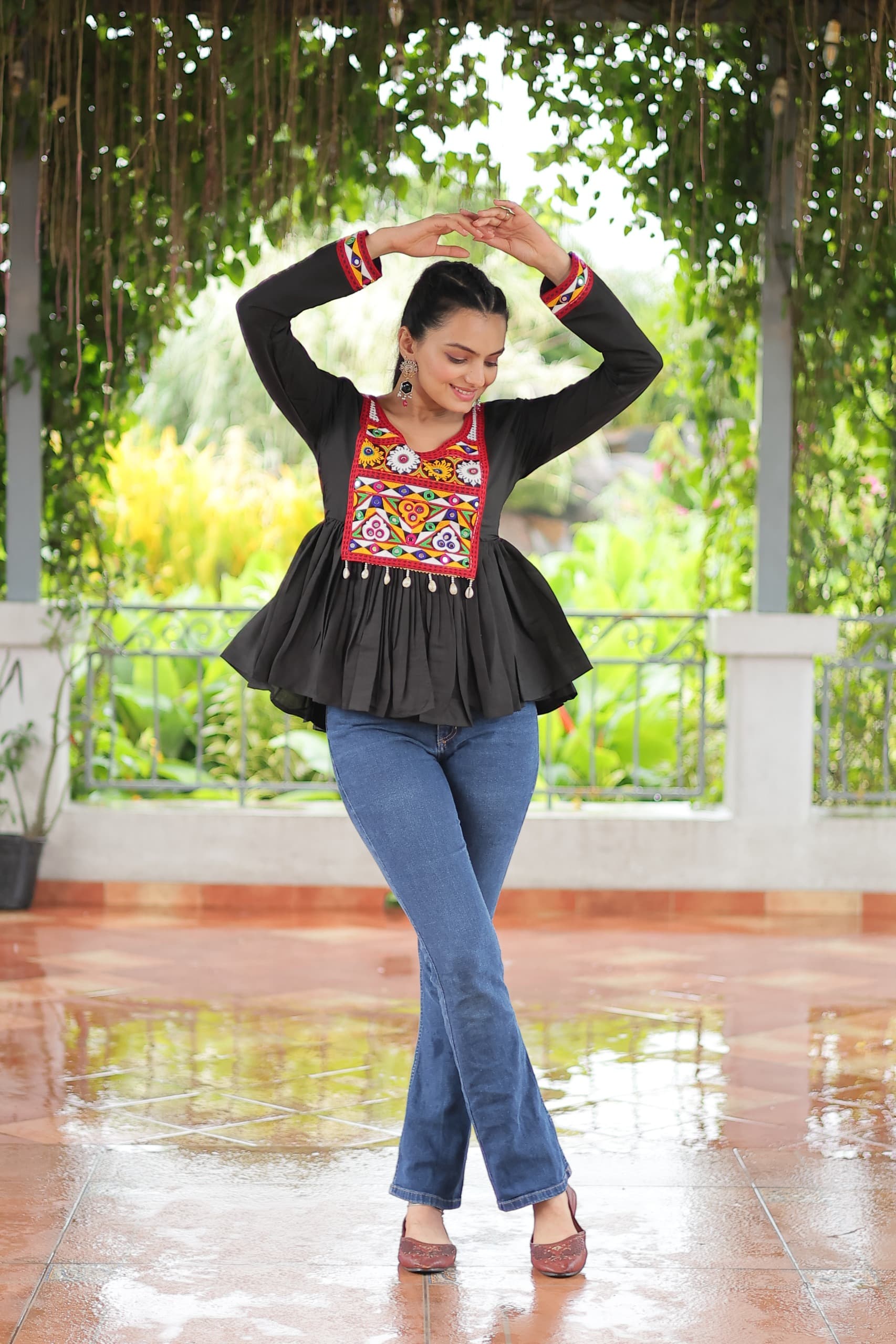 Womenline Black Color Roman Gamthi Work Tunic