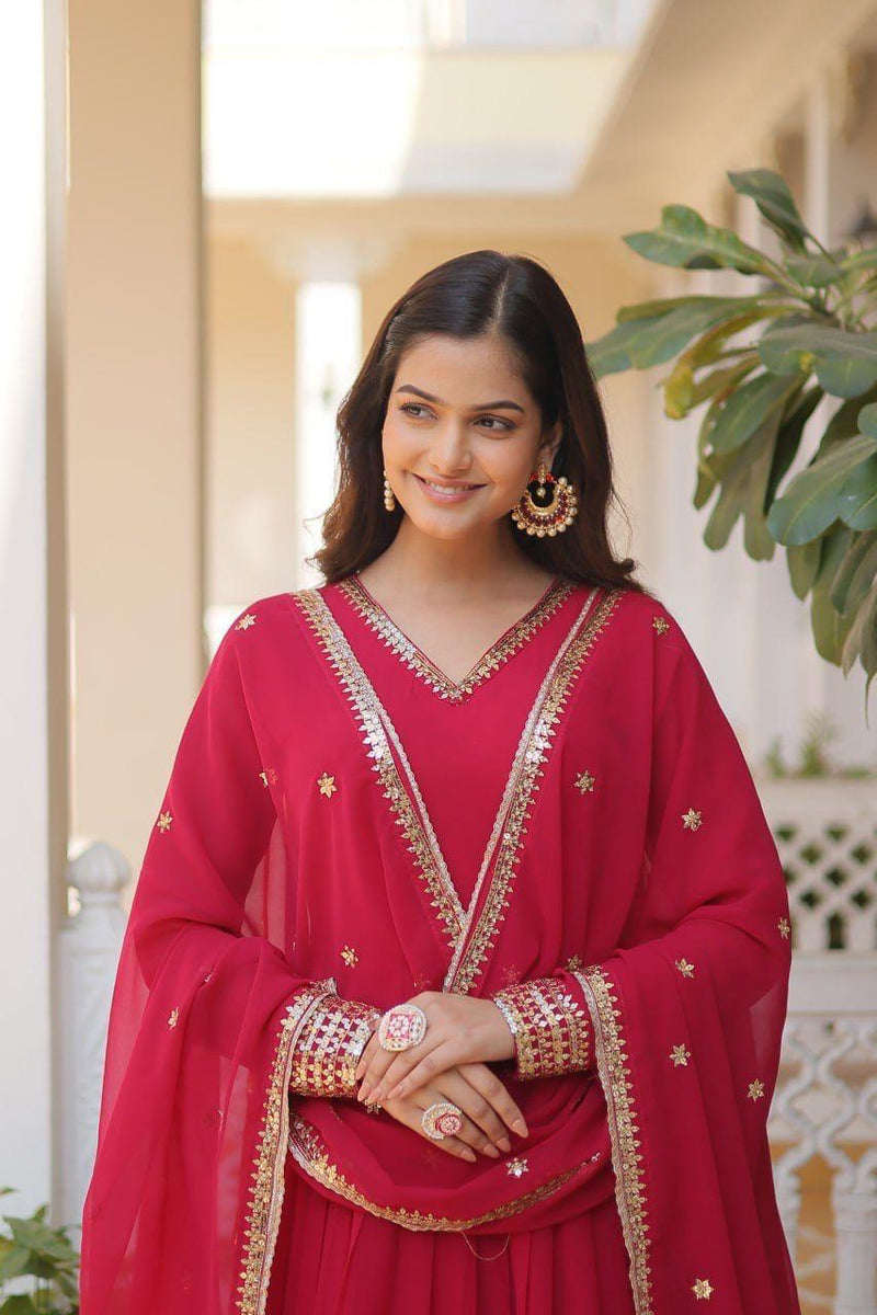 Womenline Red Color Faux Blooming Gown