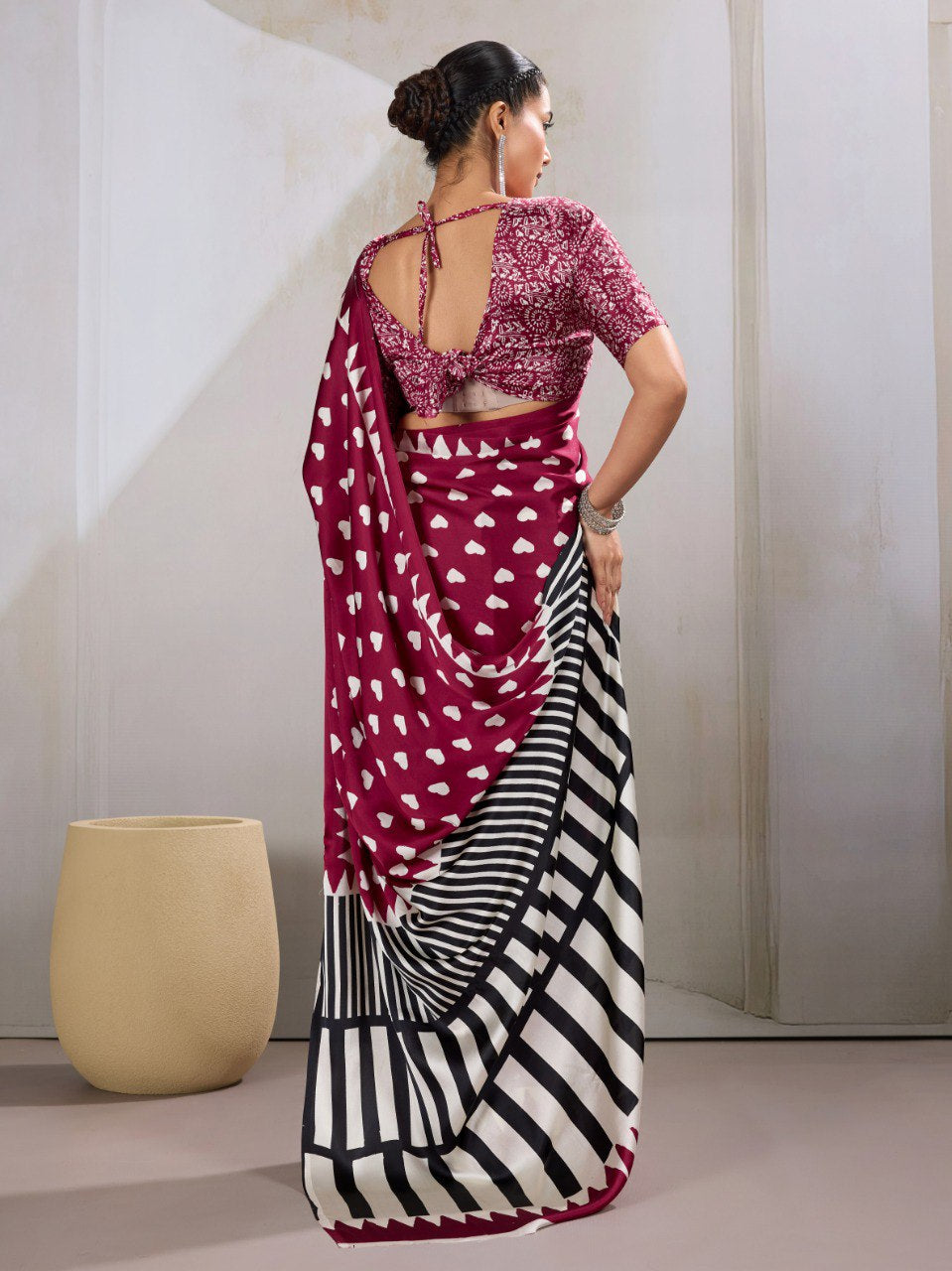 Womenline Wine Purple Heart Motif Printed Saree with Monochrome Designer Pallu