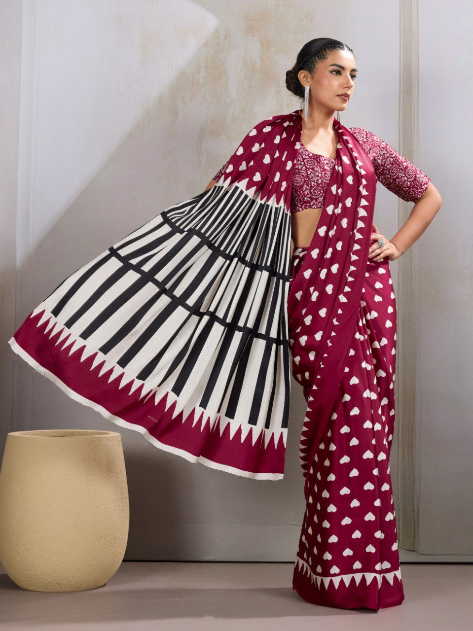 Womenline Wine Purple Heart Motif Printed Saree with Monochrome Designer Pallu