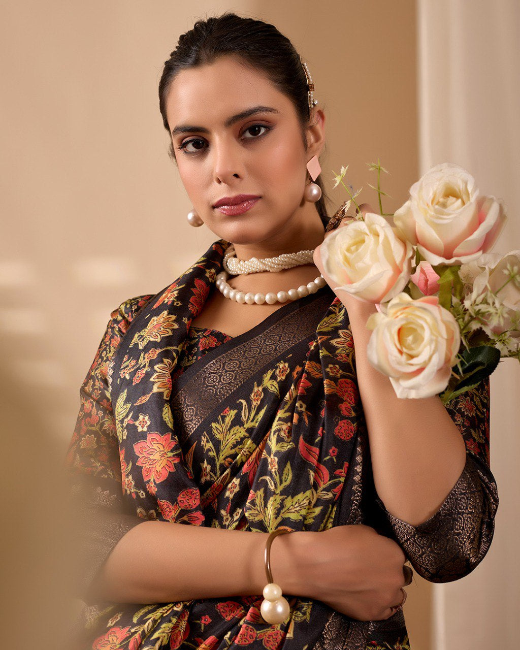 Womenline Black Floral Banarasi Silk Saree with Rich Zari Border & Elegant Woven Pallu