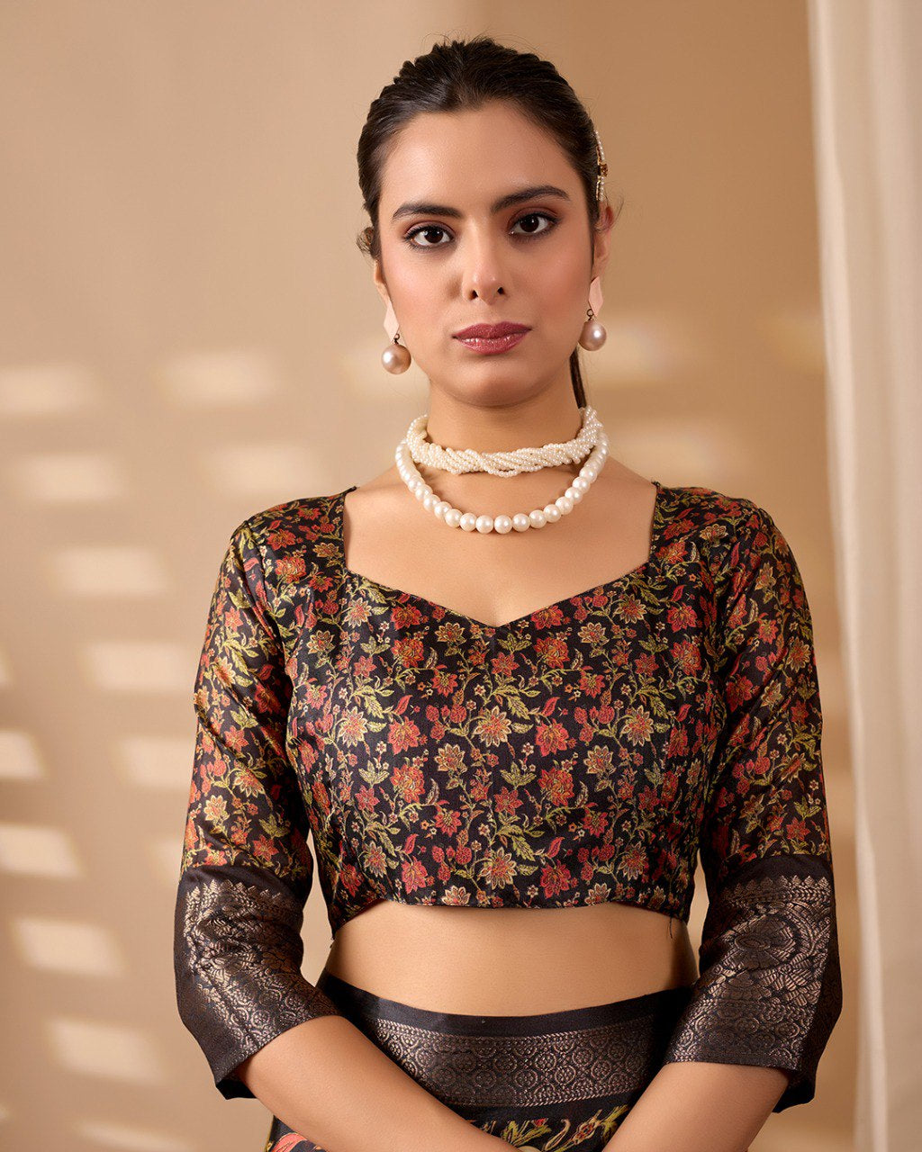 Womenline Black Floral Banarasi Silk Saree with Rich Zari Border & Elegant Woven Pallu