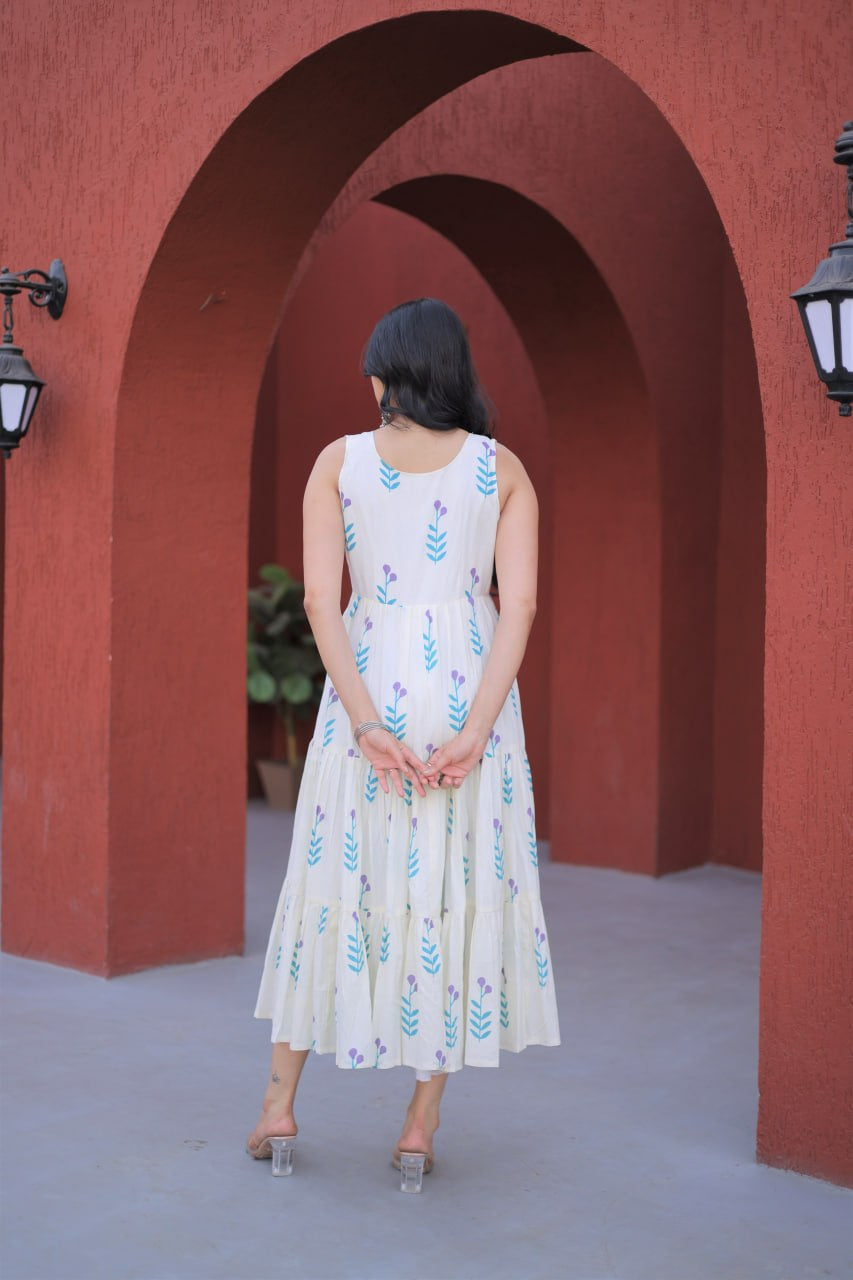 Womenline Off-White Leaf Printed Tiered Midi Dress
