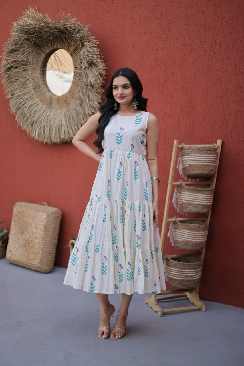 Womenline Off-White Leaf Printed Tiered Midi Dress