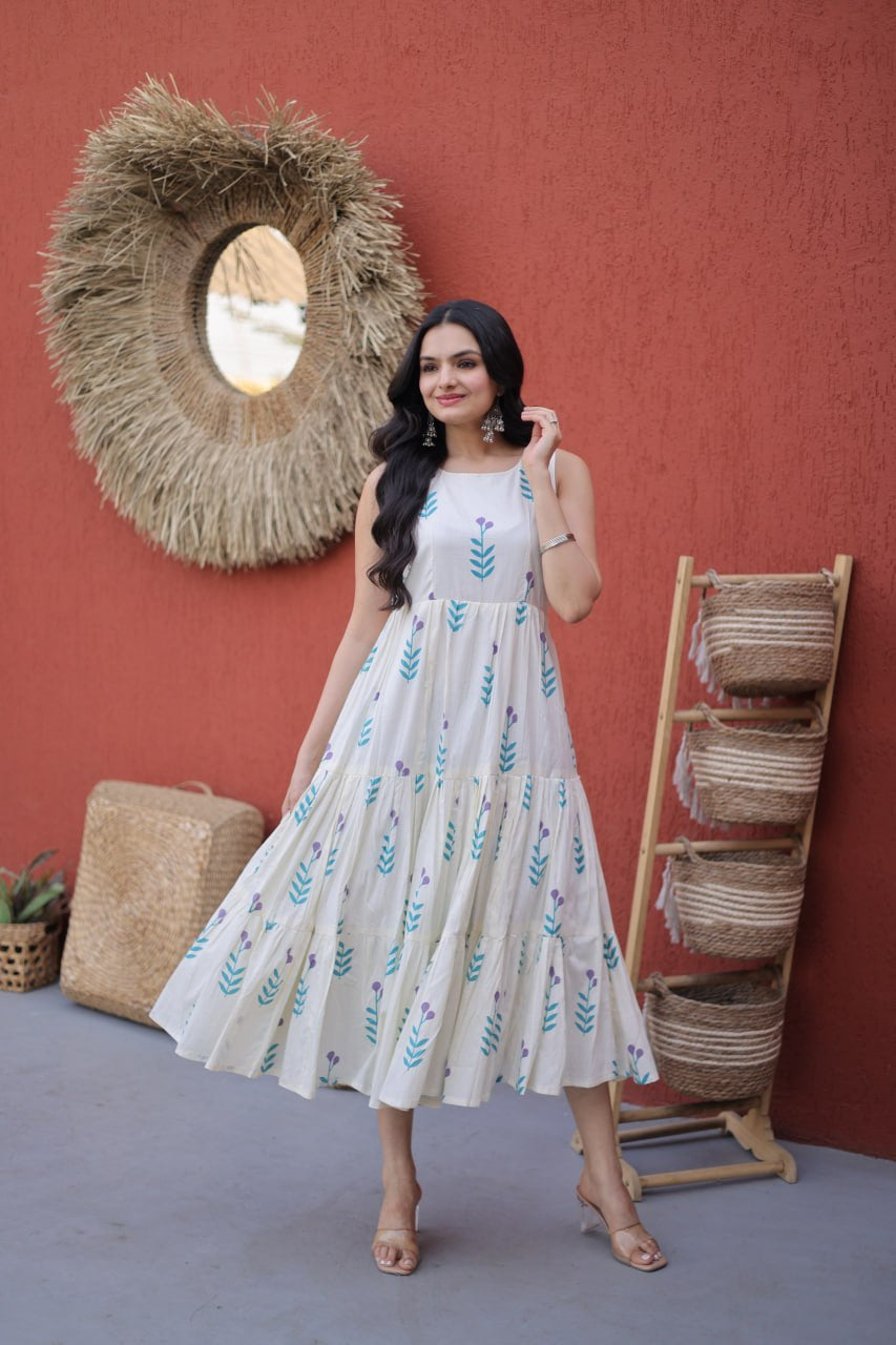 Womenline Off-White Leaf Printed Tiered Midi Dress